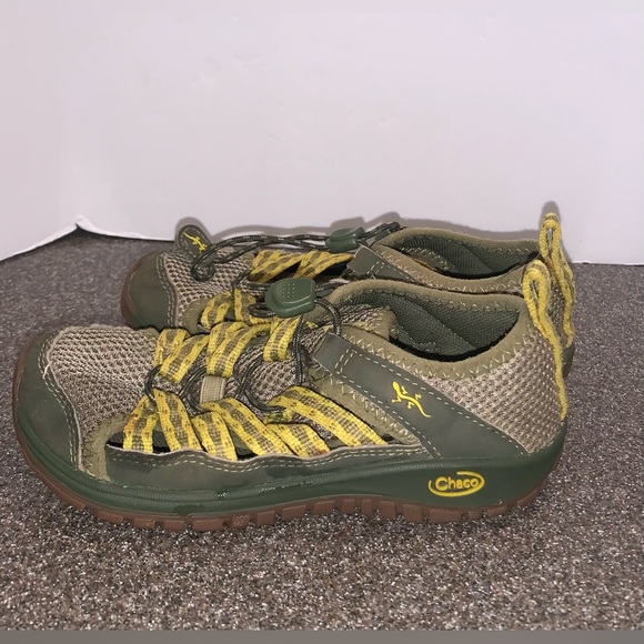 Chaco Outcross 2 Green (Youth Size 12) Water / Hiking Shoes  Junior Size - Picture 1 of 8
